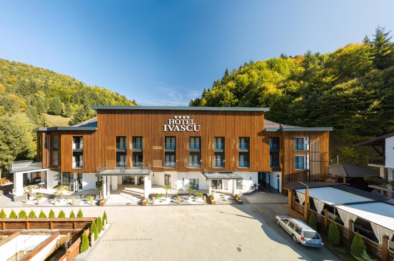 Hotel Ivascu Moisei Zewnętrze zdjęcie
