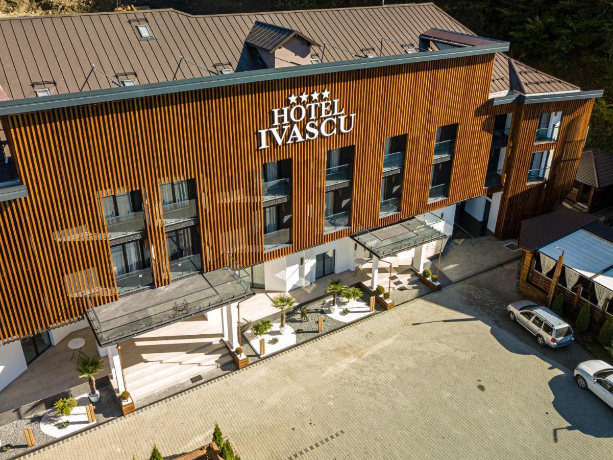 Hotel Ivascu Moisei Zewnętrze zdjęcie