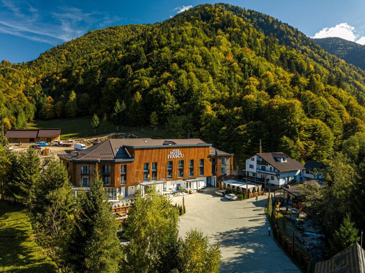 Hotel Ivascu Moisei Zewnętrze zdjęcie