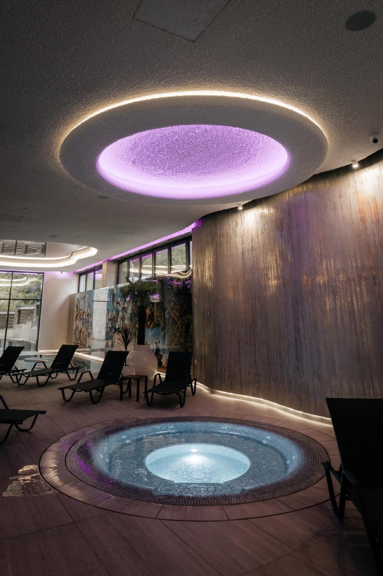 Hotel Ivascu Moisei Zewnętrze zdjęcie